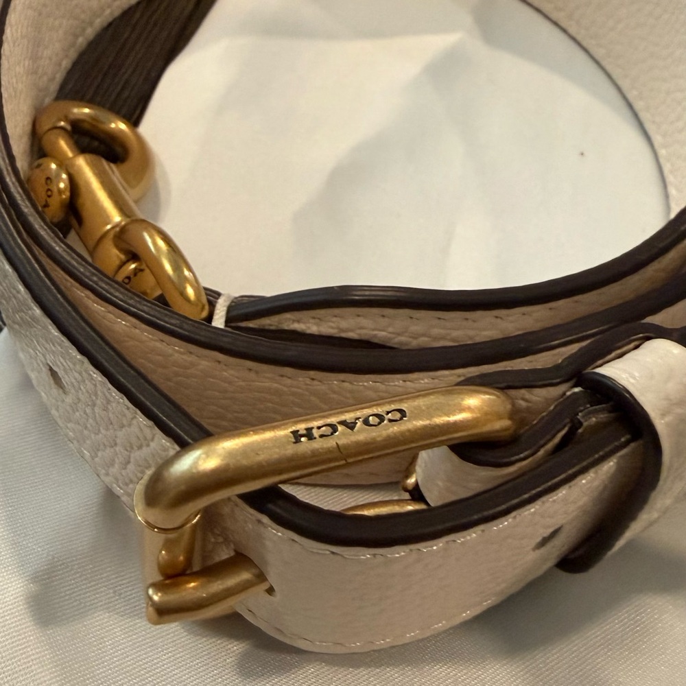 Coach Leather Shoulder/Crossbody Bag with Chunky Gold Chain Strap - Picture 6 of 12